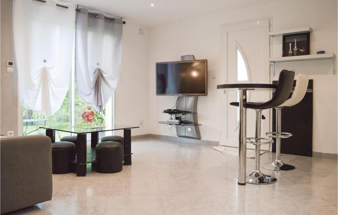 Nice Home In Ville Di Paraso With Wifi エクステリア 写真